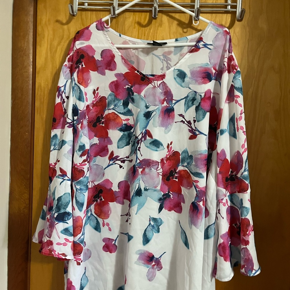 Catherine’s 4x Top